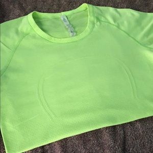 Lululemon T-shirt
